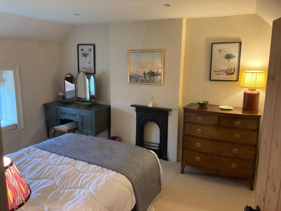 Pretty Yorkshire Stone Holiday home *